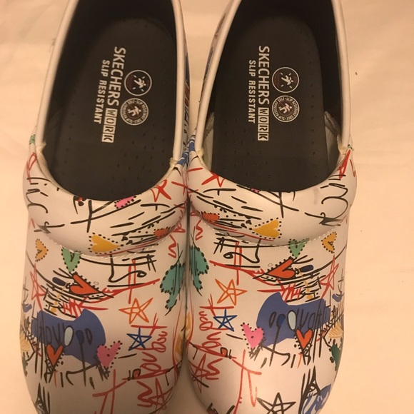 Shoes - Picture 1 of 3